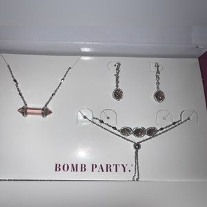 Bomb Party Peach Druzy Glam Box.